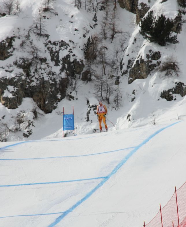 Erik Guay décontracté après sa chute